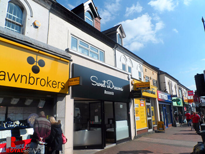 2 Bedroom Flat To Rent In Bearwood Road, Smethwick, B66