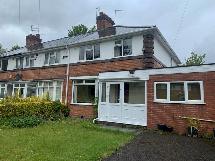 3 Bedroom Semi-Detached House To Rent In Hilldrop Grove, Birmingham, West Midlands, B17