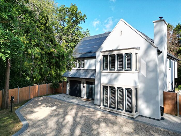 6 Bedroom Detached House For Sale In Ladywood Close, Loudwater, WD3
