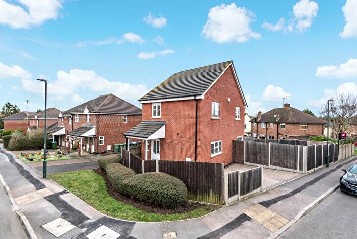 4 Bedroom Detached House To Rent In Diana Close Sidcup, DA14