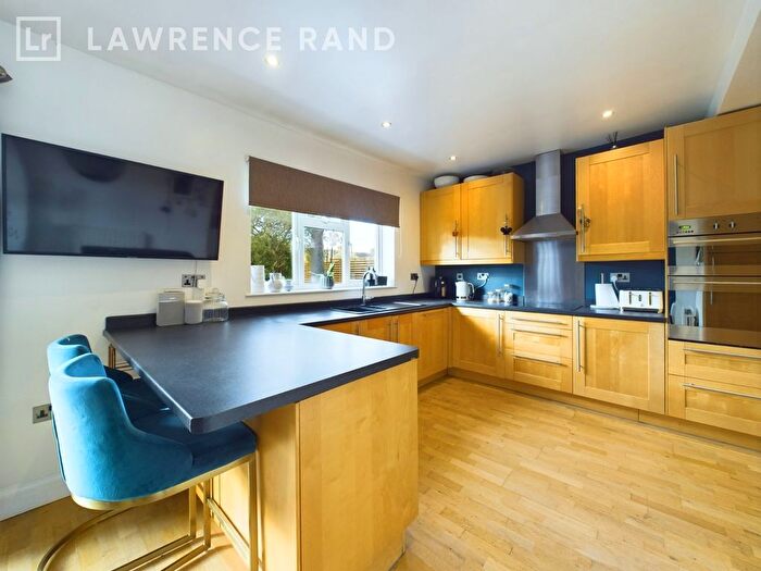 3 Bedroom End Of Terrace House For Sale In Exmouth Road, Ruislip, Middlesex, HA4
