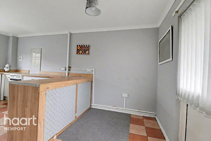 3 Bedroom Terraced House For Sale In Thornbury Park, Newport, NP10