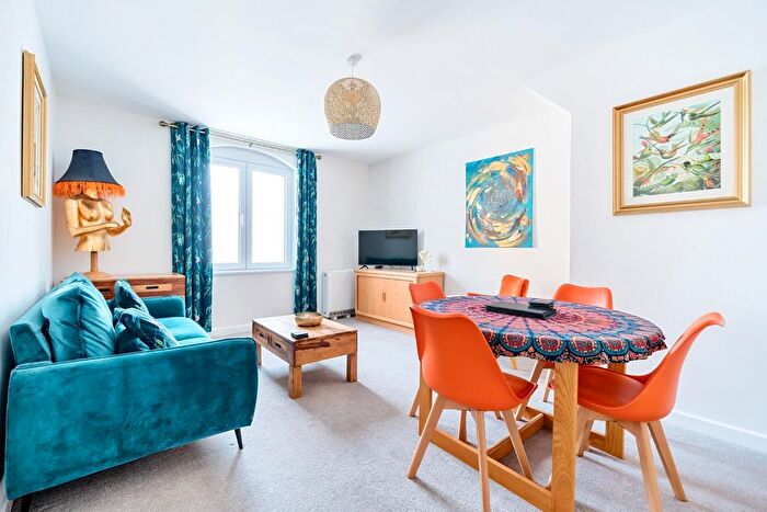 2 Bedroom Maisonette To Rent In Bread Street, Penzance, TR18