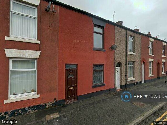 2 Bedroom Terraced House To Rent In Manchester Road, Rochdale, OL11