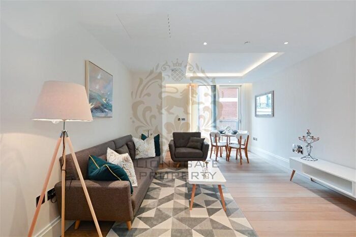 1 Bedroom Flat To Rent In Strand, London, WC2R