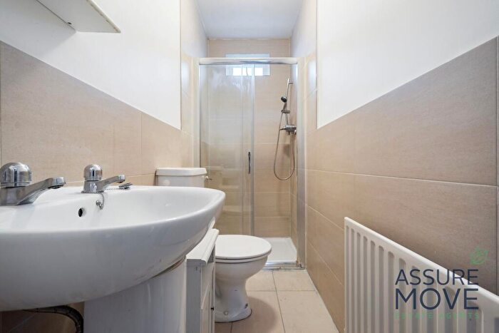 1 Bedroom Flat To Rent In Corinne Road, London, N19