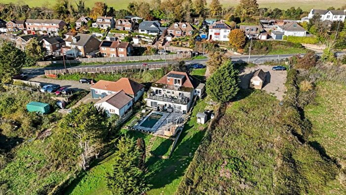 5 Bedroom Property For Sale In Sundridge Hill, Cuxton, ME2