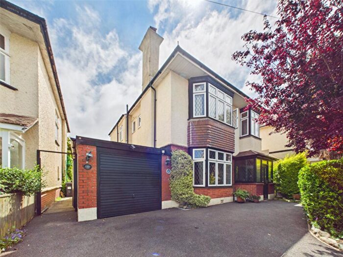 4 Bedroom Detached House For Sale In Heatherlea Road, Bournemouth, BH6