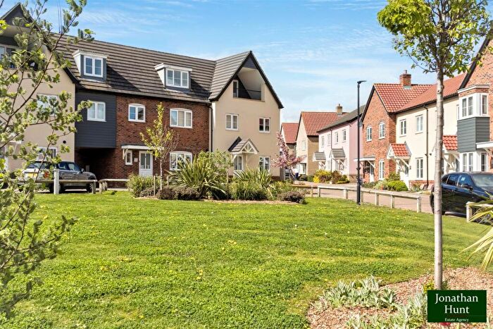 4 Bedroom Town House For Sale In Knights Close, Buntingford, SG9