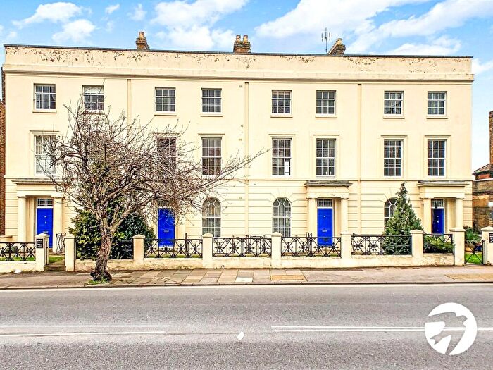 1 Bedroom Flat To Rent In New Road Avenue, Chatham, ME4