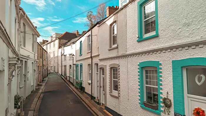 3 Bedroom Terraced House To Rent In North Street, Fowey, PL23