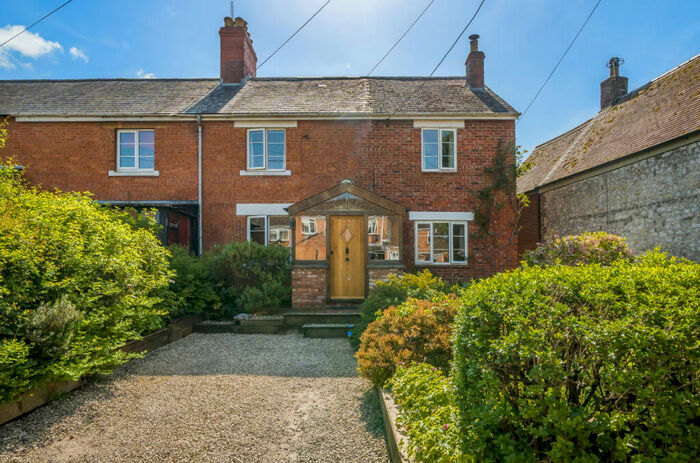 4 Bedroom End Of Terrace House For Sale In Norton Bavant, Warminster, BA12