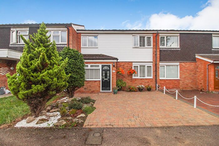 3 Bedroom Terraced House For Sale In Bamburgh Drive, Bedford, MK41