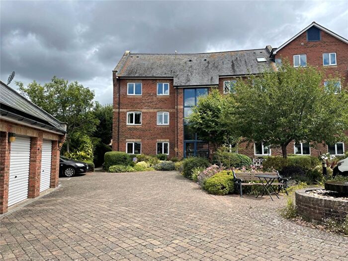 2 Bedroom Flat To Rent In Hammets Wharf, Bridge Street, Taunton, Somerset, TA1