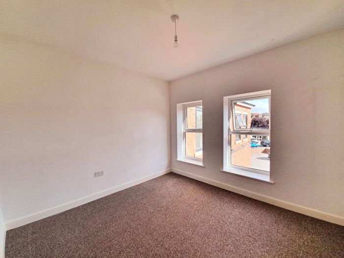 2 Bedroom Apartment To Rent In Bevan Way, Chapeltown, S35