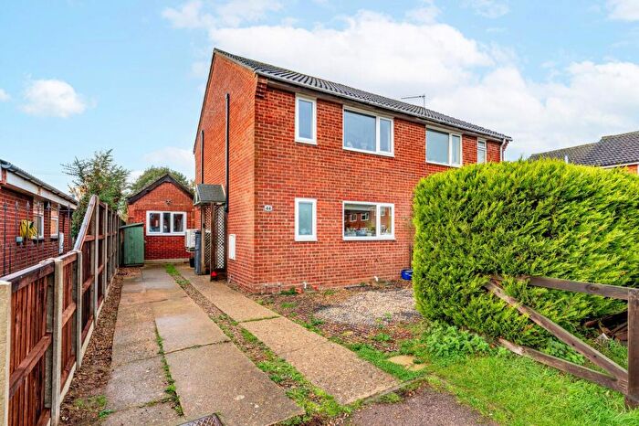 4 Bedroom Semi Detached House For Sale In Legrice Crescent, North Walsham, NR28