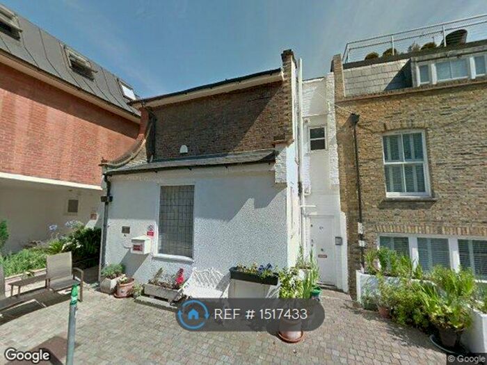 Studio To Rent In Gregory Place, London, W8