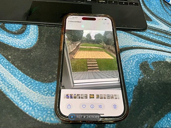 4 Bedroom Detached House To Rent In Stourbridge Rd, West Midlands, DY1