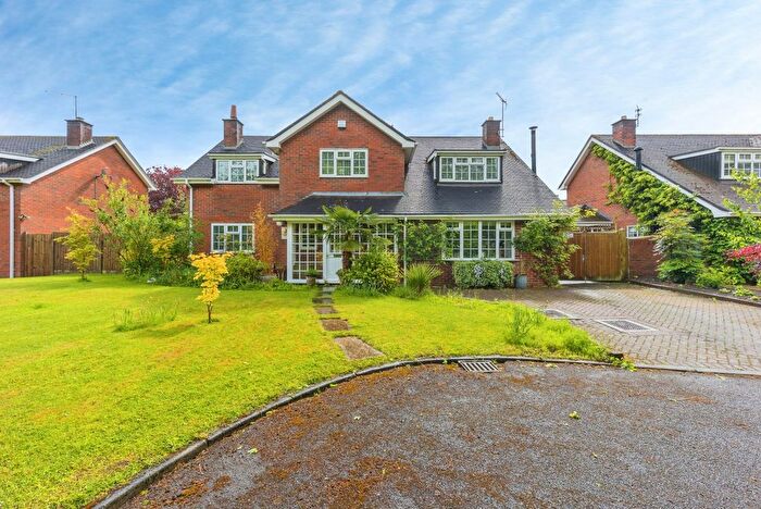 5 Bedroom Detached House For Sale In Broomfield Close, Chelford, Macclesfield, Cheshire, SK11