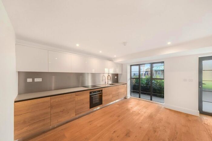 Studio To Rent In Gloucester Circus, London SE10