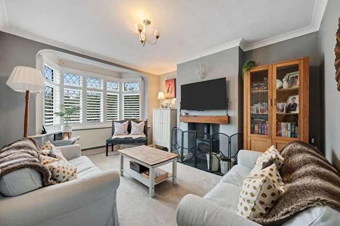 5 Bedroom Semi-detached House For Sale In Empress Drive, Chislehurst, BR7