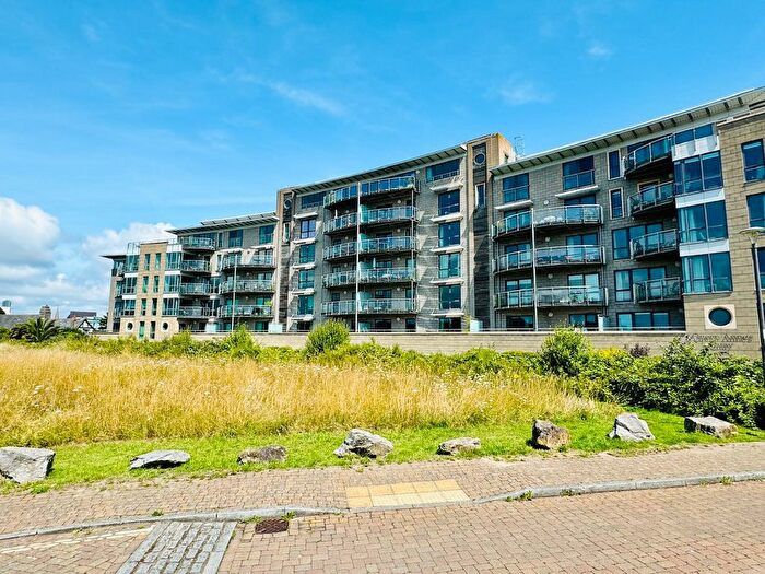 2 Bedroom Flat To Rent In Parsonage Way, Plymouth, PL4