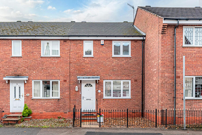 2 Bedroom Terraced House To Rent In Worcester Road, Bromsgrove, Worcestershire, B61