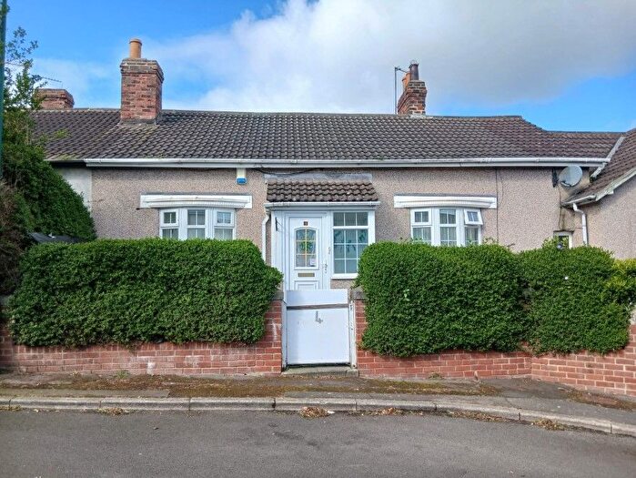 2 Bedroom Terraced Bungalow For Sale In Hill View Terrace, New Marske, Redcar, North Yorkshire, TS11
