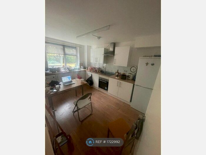 3 Bedroom Terraced House To Rent In Campbell Road, London, E3