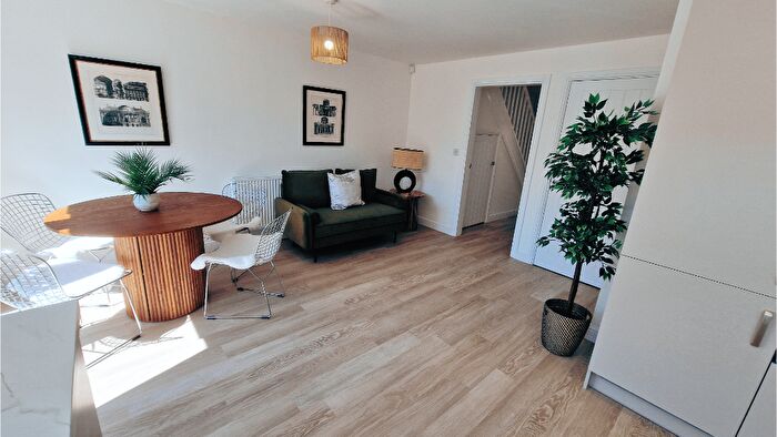 4 Bedroom Detached House For Sale In Off Moor Road, Bestwood Village Nottingham, NG6