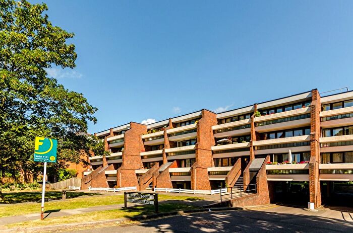2 Bedroom Flat To Rent In London Lane, Bromley, BR1