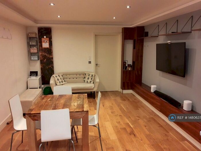 5 Bedroom Terraced House To Rent In Old Montague Street, London, E1
