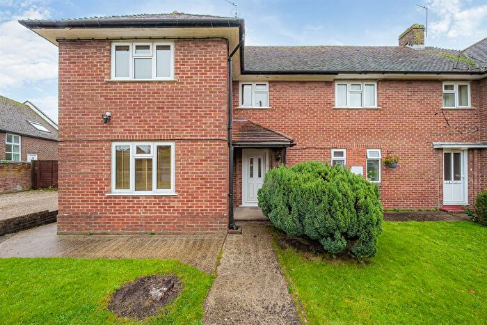 3 Bedroom Terraced House To Rent In North Street, Storrington, West Sussex, RH20