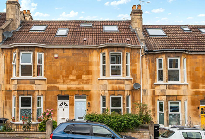 4 Bedroom Terraced House For Sale In Magdalen Avenue, Bath, BA2