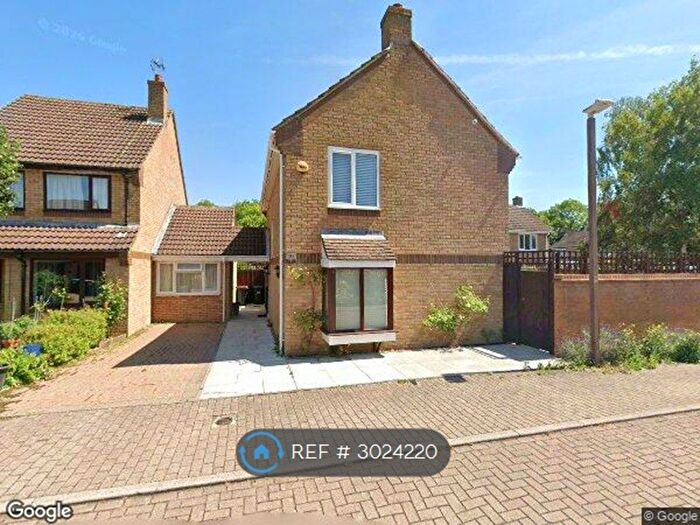 4 Bedroom Detached House To Rent In Booker Avenue, Bradwell Common, Milton Keynes, MK13