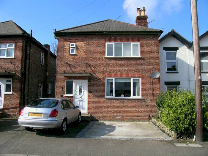 2 Bedroom Maisonette To Rent In Washington Road, Worcester Park KT4