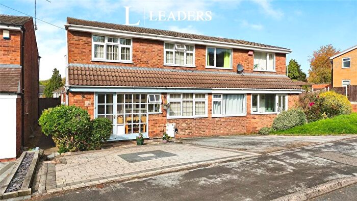 3 Bedroom Semi-Detached House For Sale In Topsham Croft, Birmingham, West Midlands, B14