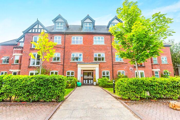 2 Bedroom Flat To Rent In Worsley Road, Swinton, Manchester, M27