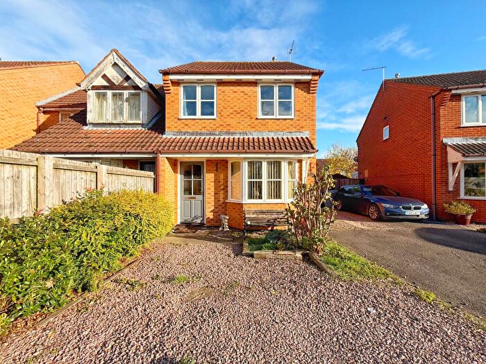 3 Bedroom Property For Sale In Berkeley Drive, Bourne, PE10