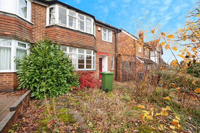 3 Bedroom Detached House For Sale In Ulverley Crescent, Solihull, B92