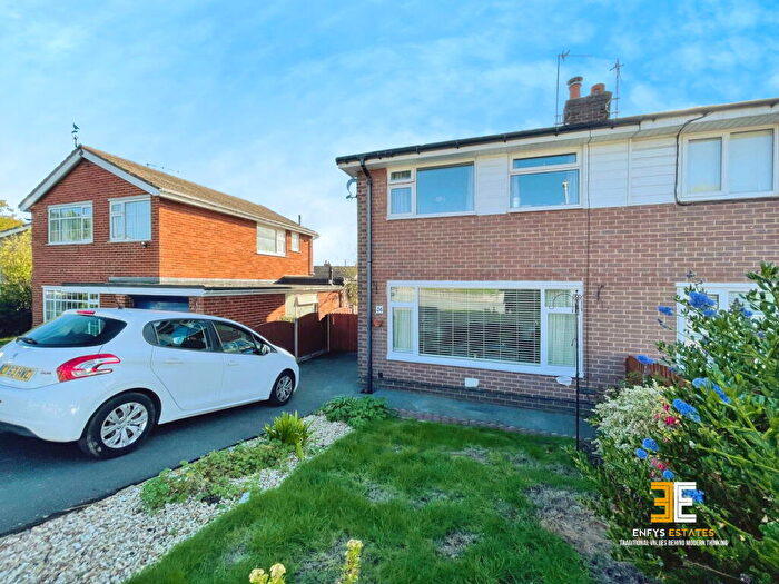 3 Bedroom Semi-Detached House For Sale In Nant Y Coed, Llandudno Junction, LL31
