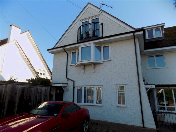 2 Bedroom Town House To Rent In Maxwell Road, Canford Cliffs, Poole, BH13