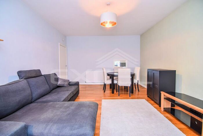 2 Bedroom Flat To Rent In Ashworth Road, Maide Vale, London, W9
