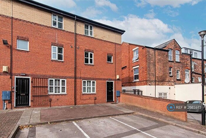 6 Bedroom Terraced House To Rent In Peveril Street, Nottingham, NG7