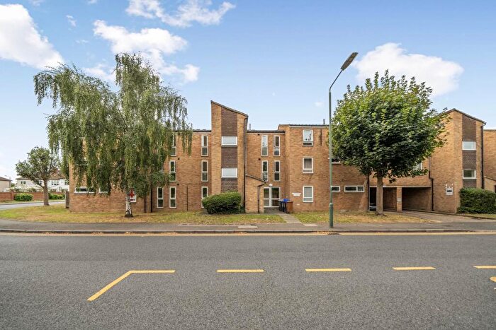 2 Bedroom Apartment For Sale In Jubilee Way, Sidcup, Kent, DA14