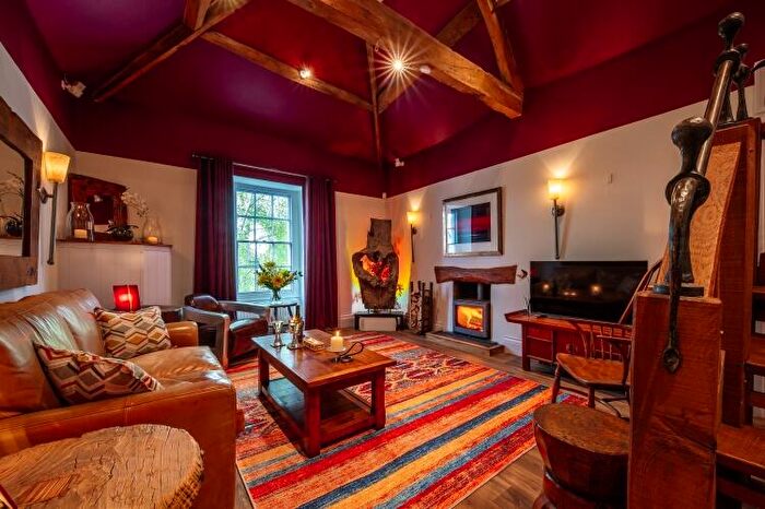 1 Bedroom Apartment To Rent In Oxford Street, Woodstock, OX20