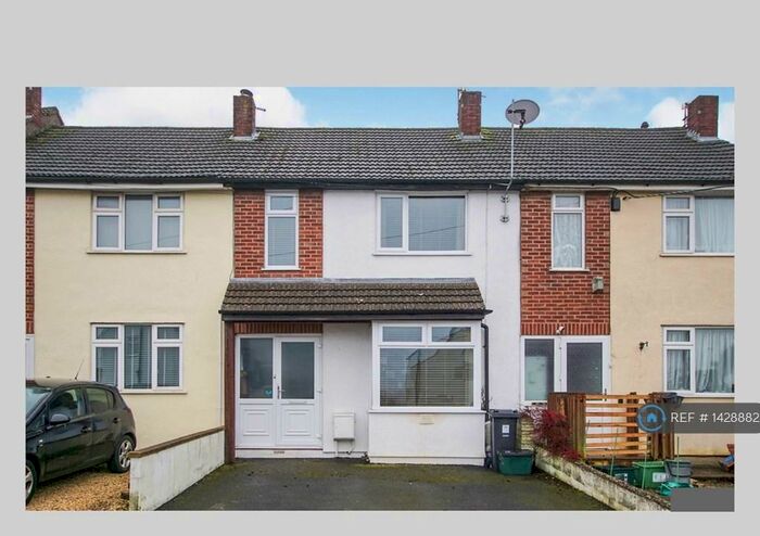 3 Bedroom Terraced House To Rent In Pillingers Road, Bristol, BS15