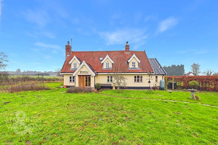 3 Bedroom Detached House For Sale In Mellis Road, Wortham, Diss, IP22