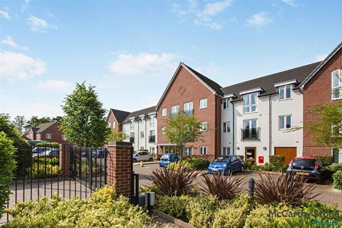1 Bedroom Flat For Sale In Whyburn Court, Nottingham Road, Hucknall, Nottingham, NG15