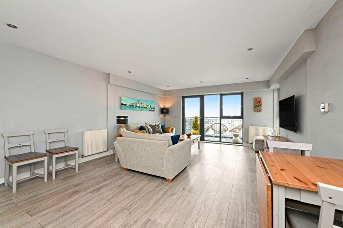 2 Bedroom Flat For Sale In / Lower Granton Road, Granton, Edinburgh, EH5